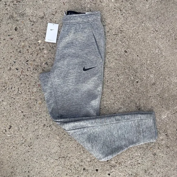 Nike Joggers Therma Fit Training Joggers Small NWT Nike Therma-FIT Large - Picture 4 of 10